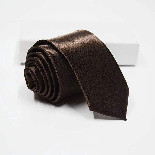 Slim Solid-Color Necktie | The Daily Drop