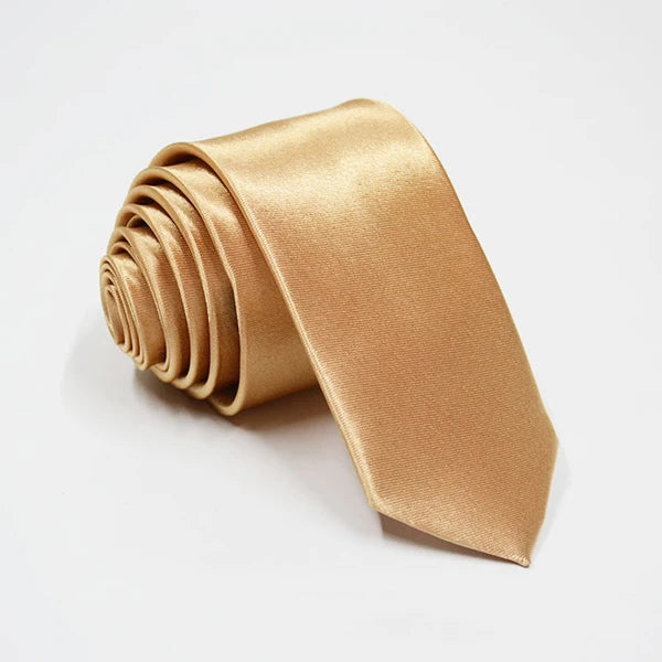 Slim Solid-Color Necktie | The Daily Drop