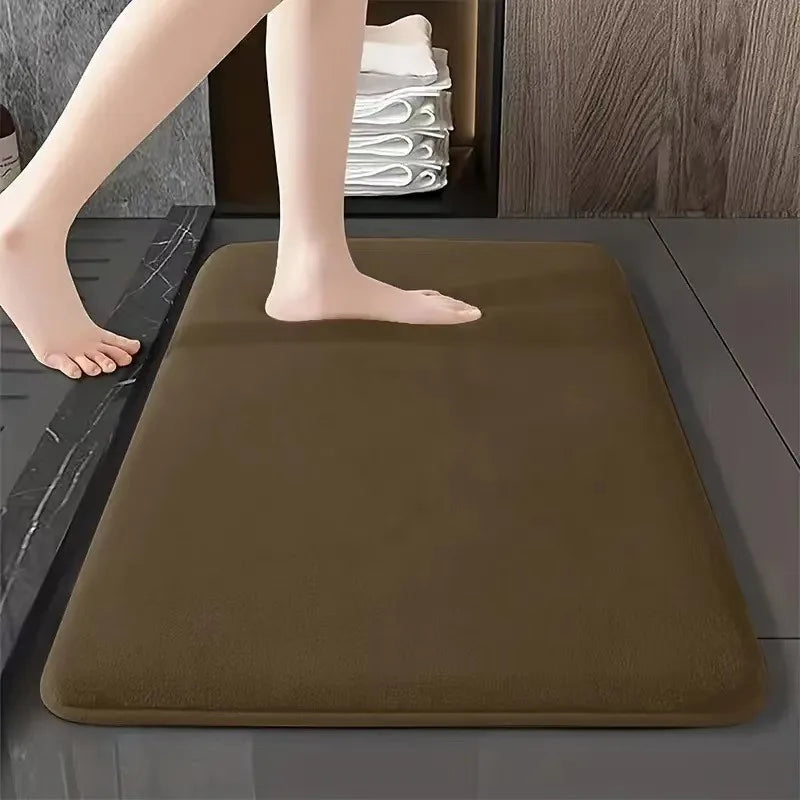 Alfombra de baño de color liso - Antideslizante y absorbente (3 tamaños)