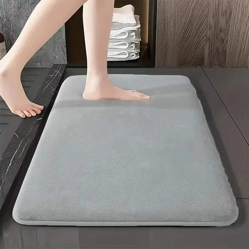 Alfombra de baño de color liso - Antideslizante y absorbente (3 tamaños)