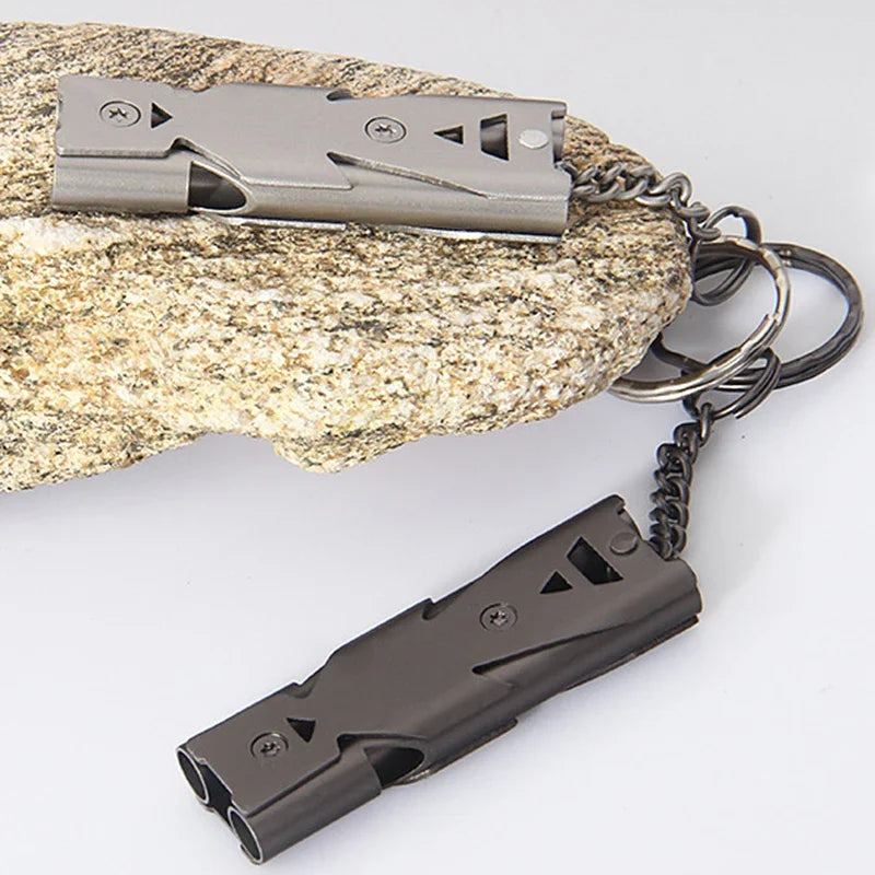Silbato de Supervivencia de Emergencia de Doble Tubo de 120dB – Aleación de Aluminio, Impermeable | EDC SOS