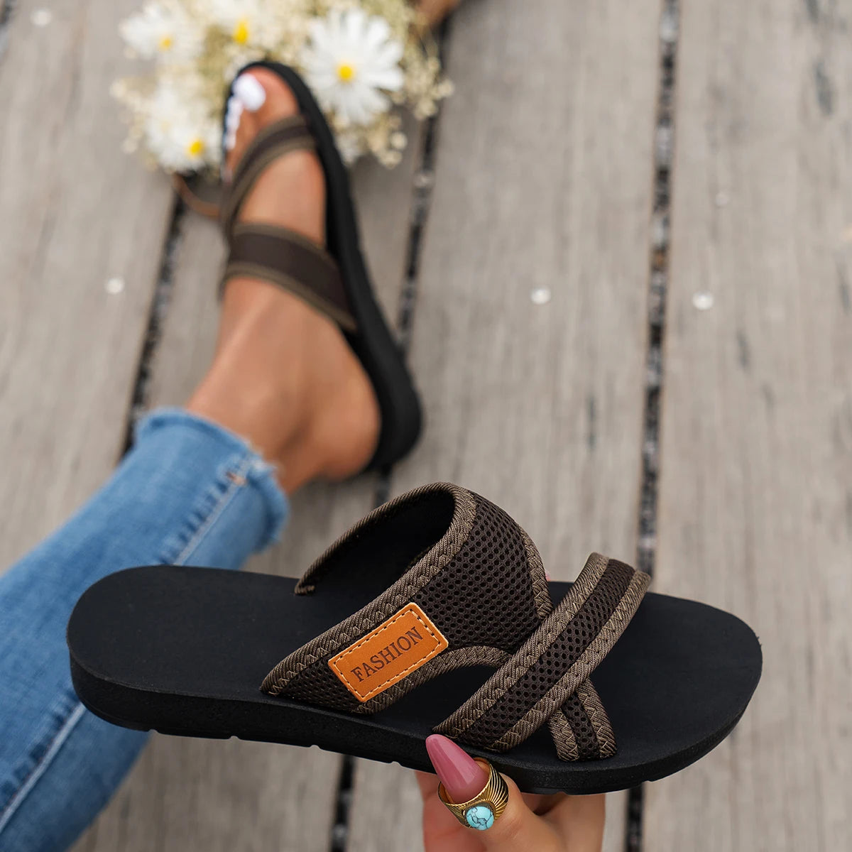 Sandalias deportivas de malla transpirable para mujer – Chanclas planas para interior y exterior