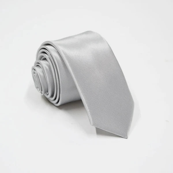 Slim Solid-Color Necktie | The Daily Drop