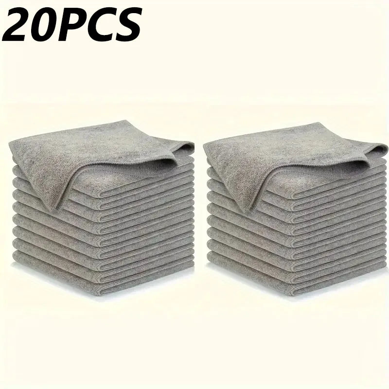 Microfiber Cleaning Cloths – Lint-Free & Reusable